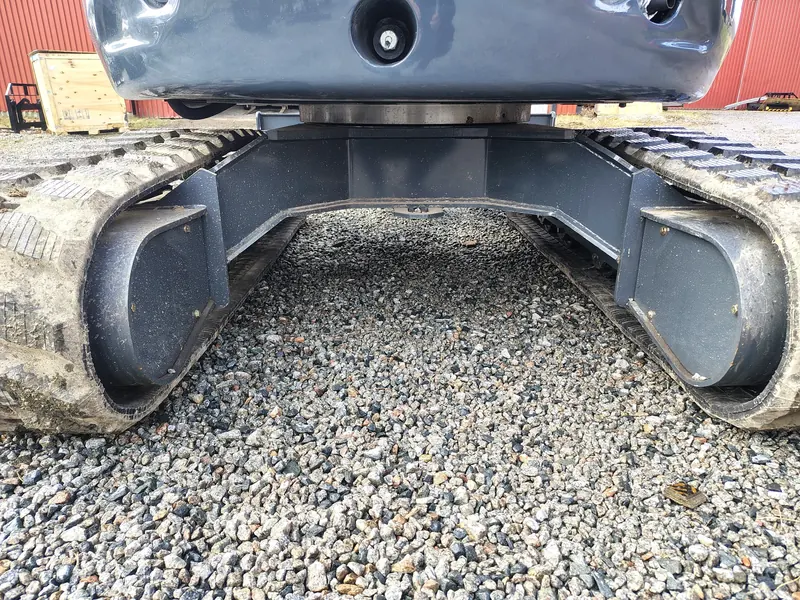 Undervagn och larvband på Rippa R32