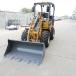 BIld där man ser maskinen med skopan