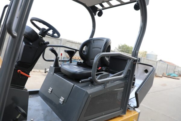 Minilastare med öppen Hytt